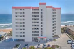 Quiet direct oceanfront 2 bed 2 bath condo w/pool - Image 3