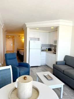 Daytona Beach Resort 1 bdrm family condo w/kitchen - Image 4
