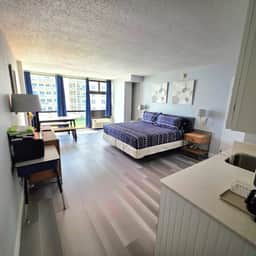 King Oceanview Studio w/pool & kitchenette - Image 3