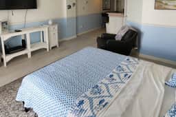 Ormond OceanFront Luxury Studio Condo w/kitchen - Image 4