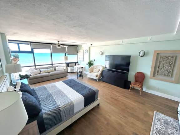 Spectacular Oceanfront Studio w/kitchenette - Studio - Image 4