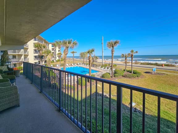 Spacious Ormond Oceanfront 3 bedroom Condo - Image 2