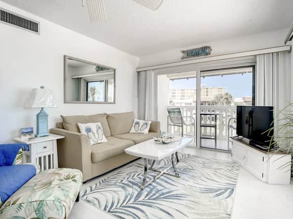 New Smyrna Chateau By The Sea 1 bedroom oceanfront - Image 2