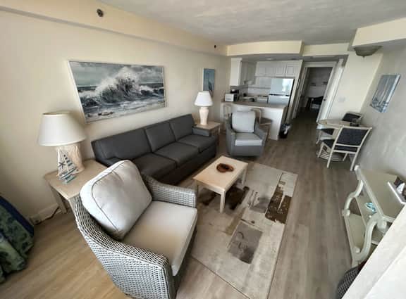 Spacious 1bdrm direct oceanfront w/private balcony - Image 4