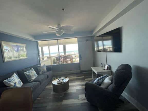 Upgrades galore oceanfront 1 bd - Image 5