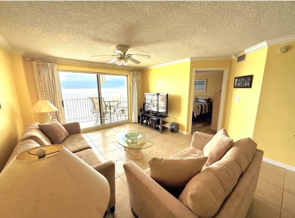 Updated Ormond Beach Direct Oceanfront Condo - Image 1