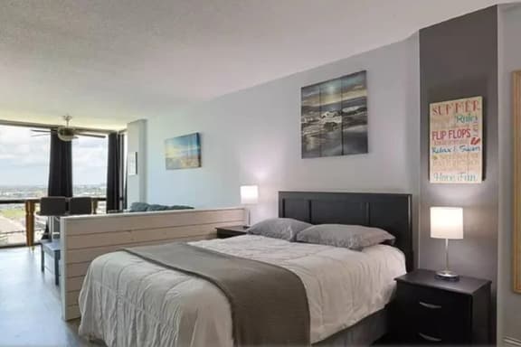 Top floor corner oceanview panoramic studio w/pool - Image 1